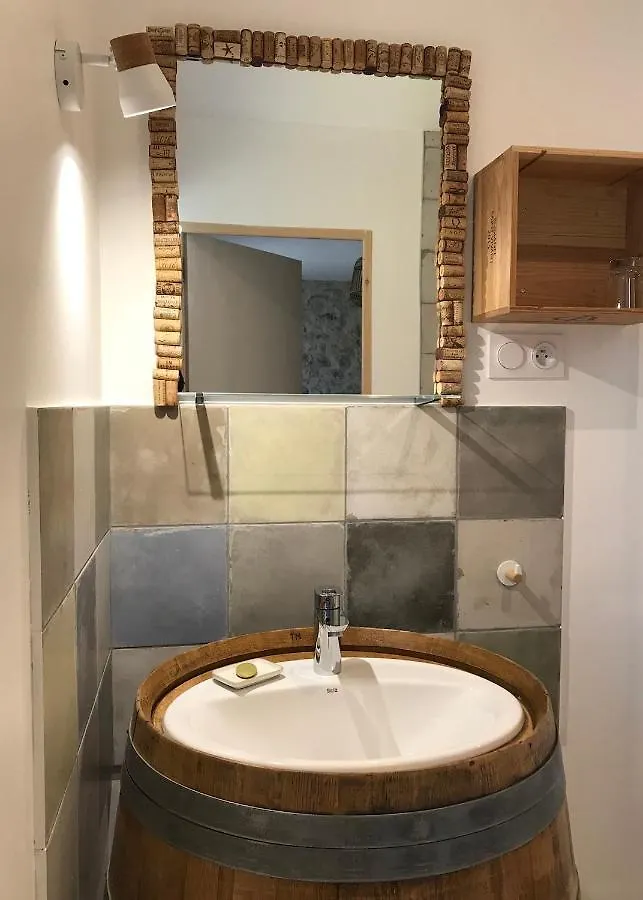 L'Esprit Des Vignes Bed & Breakfast Saint-Verand  France
